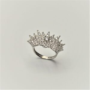 18 carat gold ring for women, orchid model