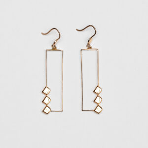 18 carat gold earrings for women, Tamna model