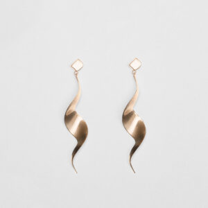 18 carat gold earrings for women, dancer model