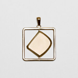 18 carat gold necklace pendant for women, starting point model