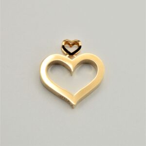 18 carat gold necklace pendant for women, heart model